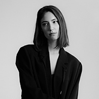 Biographie Amelie Lens