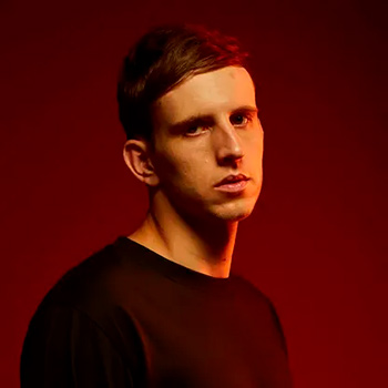 Biographie Illenium