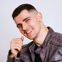 Biographie Ніколас Карма