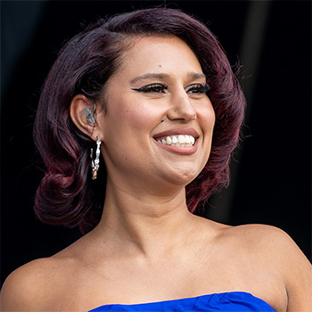 Biographie RAYE
