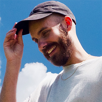 Biographie San Holo
