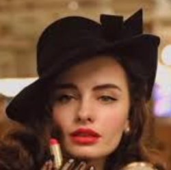 Pochette Елена Карпук - Как царица я красива пригласил муж в ресторан