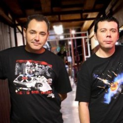 Pochette The Crystal Method feat. Dia Frampton - Over It (It's The DJ Kue Radio Edit)