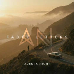 Pochette Aurora Night - Faded Letters