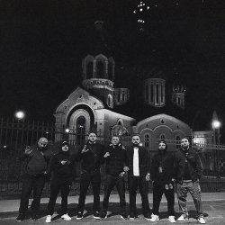 Pochette MACAN - Май