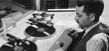 L’histoire de la profession de DJ : des ondes radio à la culture du dancefloor